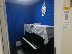 -琴芳艺所艺术培训.古筝钢琴