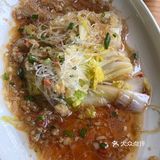 这家餐厅环境很好，非常干净整洁，食物不仅外形美观