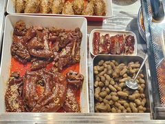 -爆炸头阿姨小四川正宗川味小吃(无任何分店)