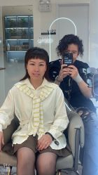 -DO A HAIRSTYLE
