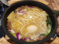 -桥香园过桥米线(国贸店)