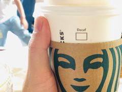 -星巴克臻选(莘庄仲盛店)