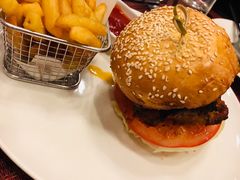 -WOLFGANG PUCK KITCHEN & BAR(迪士尼小镇店)