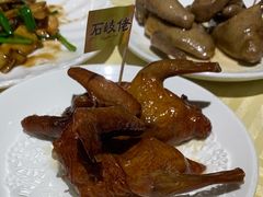 驰名石岐乳鸽-石岐佬中山菜馆(张溪店)