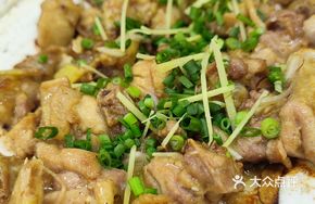 Steamed Crispy-skinned Chicken