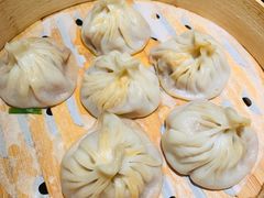 小龙虾灌汤包-佬泰丰斋· 乌镇茶食餐厅