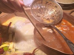 -洱火云南酸菜牛肉火锅(石景山当代商城店)