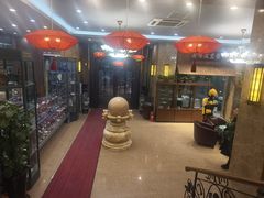 -车之谷·汽车文化主题餐厅(汽开店)