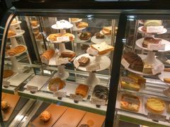面包甜点陈列柜-星巴克(福州三坊七巷店)