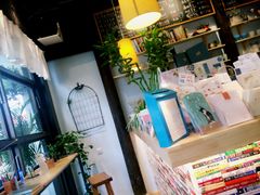 -猫的天空之城概念书店(杭州南宋御街店)