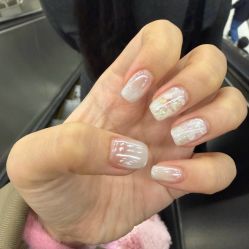 -HUII NAIL绘京美甲美睫会馆