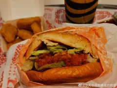 -麦当劳(卫星广场店)