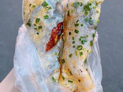 -正宗杂粮煎饼香软鸡蛋饼
