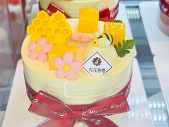 -花花卷卷·鲜食蛋糕(静安久光百货店)