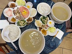 -桥香园云南过桥米线(金马碧鸡店)