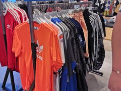 -adidas(正佳广场店)