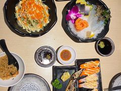 -万岁料理回转寿司(华贸店)