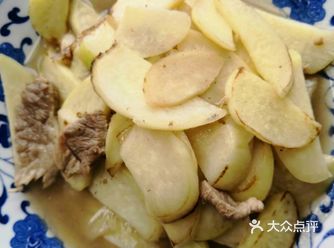 茭白炒肉片荤素搭配常吃不厌