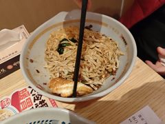 -呼啦面馆·头牌豌杂面(建新东路店)