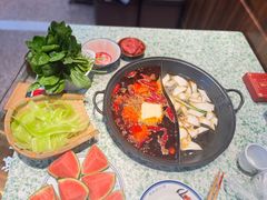 -鸿姐老火锅(花园路店)
