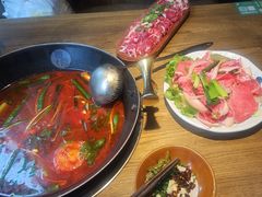 -贵厨酸汤牛肉(小十字店)