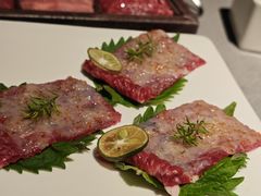 -左庭右院鲜牛肉火锅黑金店(陆家嘴中心店)