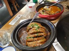 田螺炖鸭掌煲-好灶头妈妈菜·千岛湖柴火鱼餐厅(桐庐店)