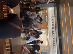 -星巴克臻选(上海合生汇1F店)