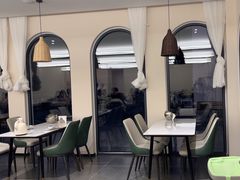-何适山庄·团餐住宿(水长城P2停车场店)
