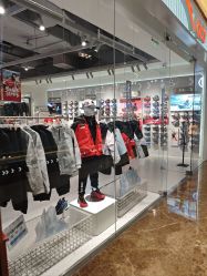 -安踏儿童(世欧王庄店)