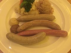 -LENBACH兰巴赫西餐啤酒坊(大连星海广场店)