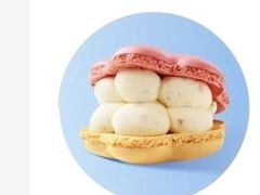 撞色玫瑰鹿卡龙-luckincoffee瑞幸咖啡(香港名店街店)