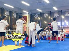 -健成运动中心·体适能跆拳道少儿格斗体考跳绳