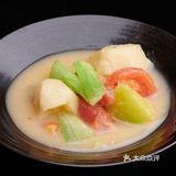 青城四味，是这里的招牌菜之一。四种绝妙的食材组合在一起