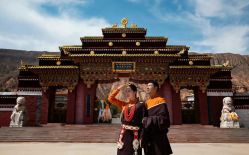 -青海西宁9号婚纱摄影旅拍工作室