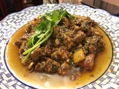 童年热窝鸡-百年粉蒸牛肉