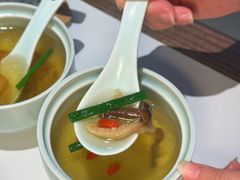 -裕兴记•蟹黄面馆(人民广场店)