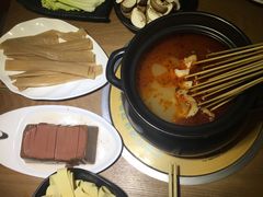 -尚品小土屋涮毛肚(李沧万达店)