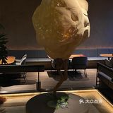 双子塔下的这家餐酒吧尊的美呆！！