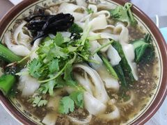 -老广烧烤(骆驼山康馨园店)