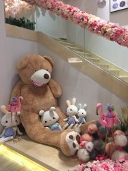 -诗丽华黛美容院