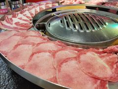 -哈哈碳都·牛肋条无限自助烤肉(宝龙店)