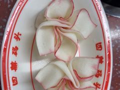 -四囍码头海鲜烧烤自助火锅(外滩南京东路悦荟广场店)