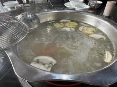 -牛一煲美食(江高店)