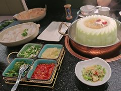 -得意咚瓜·顺德鱼生·冬瓜火锅(深圳首店)