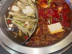 -沸炉重庆老火锅(军事博物馆店)