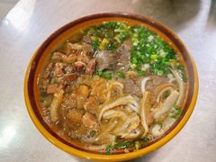 -花溪牛肉粉(八鸽岩店)