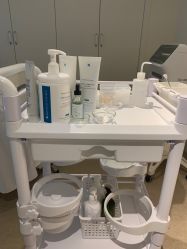 -JNK皮肤管理中心