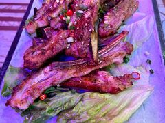 特色碳烤羊排-沪上名羊天下•烤羊腿•东北烧烤•小龙虾(浦东直营总店)