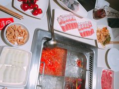 -海底捞火锅鲜切牛肉主题店(长寿路店)